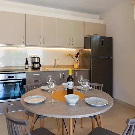 Vakakis Family Luxury *