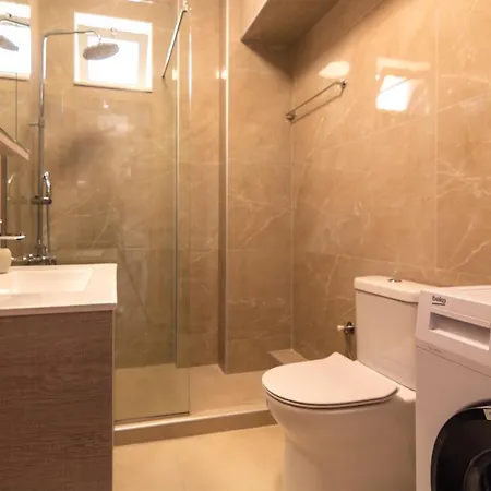 Vakakis Family Luxury